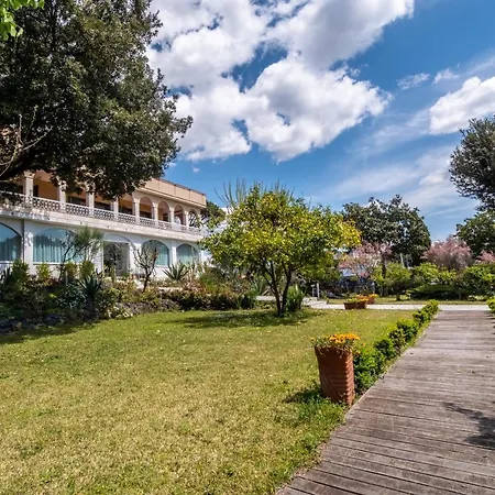 Alojamento de Acomodação e Pequeno-almoço Torremerlata 3*